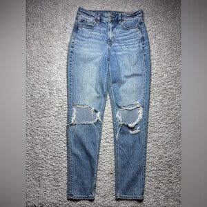 American Eagle Jeans Womens 4 Long Mom Jean Strigid Stretch Distressed Knee Hole